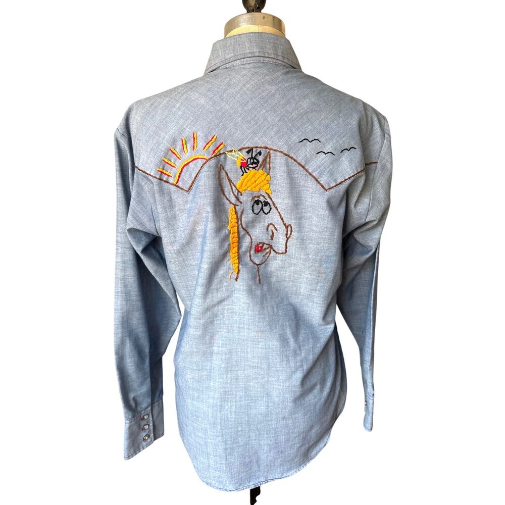 Holbrook Vintage Westernwear Horse & Bee Embroidery Chambray Shirt Size Medium